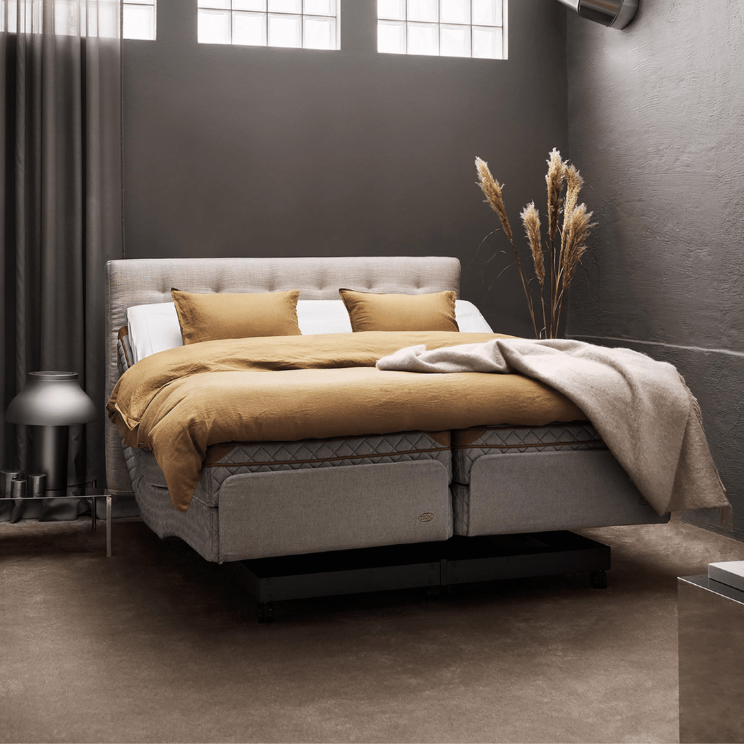 DUX Dynamic Ställbar säng | Ställbarsäng | Care of Beds