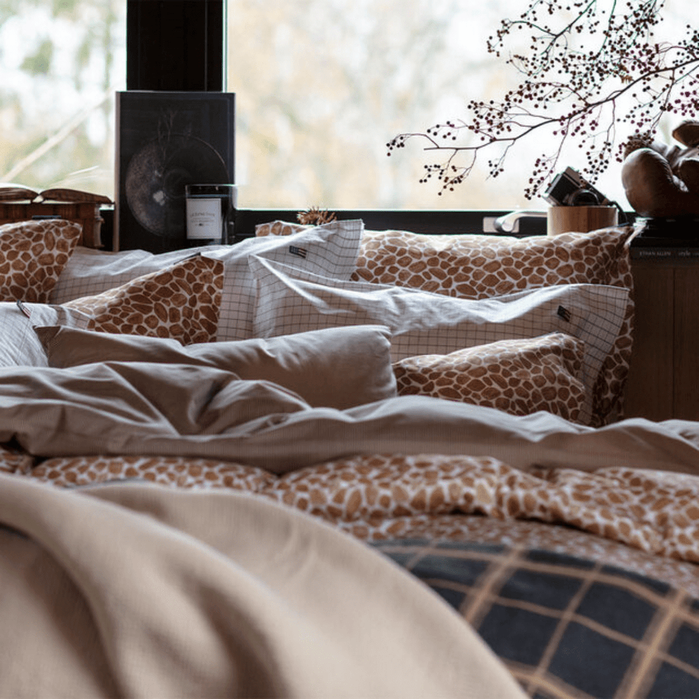 Lexington Printed Giraffe Organiskt Bomull Sateen Påslakan Care of Beds