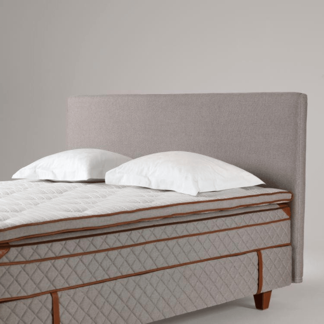 DUX Astoria | Sänggavel | Care of Beds