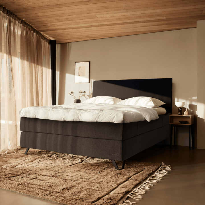 Jensen Prestige Limited Edition Kontinentalsäng Care of Beds