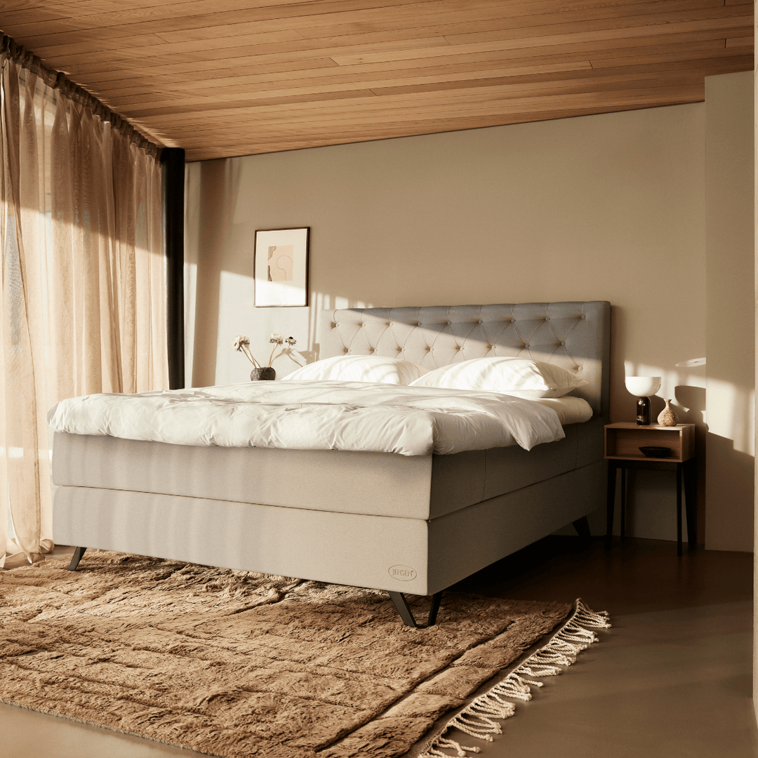 Jensen Prestige Limited Edition Kontinentalsäng Care of Beds