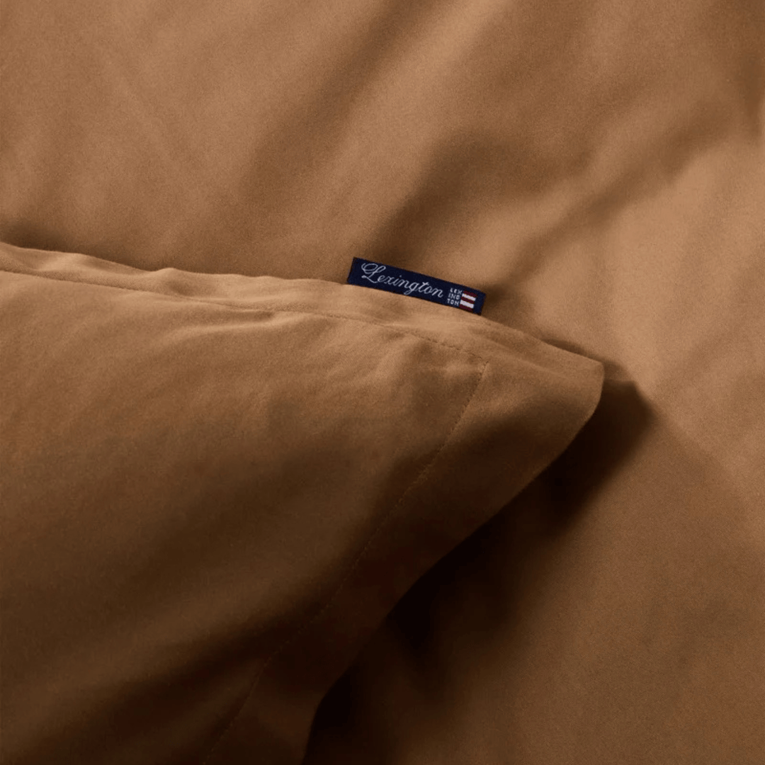 Lexington Fudge Solid Cotton Sateen Påslakanset Care of Beds