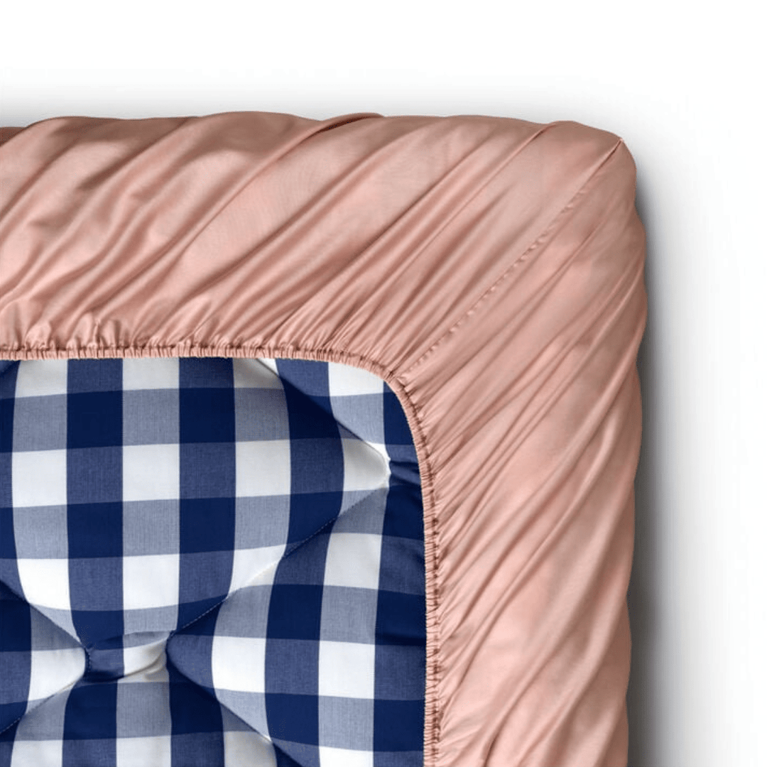 Hästens Satin Pure Spännlakan, 8 cm Care of Beds