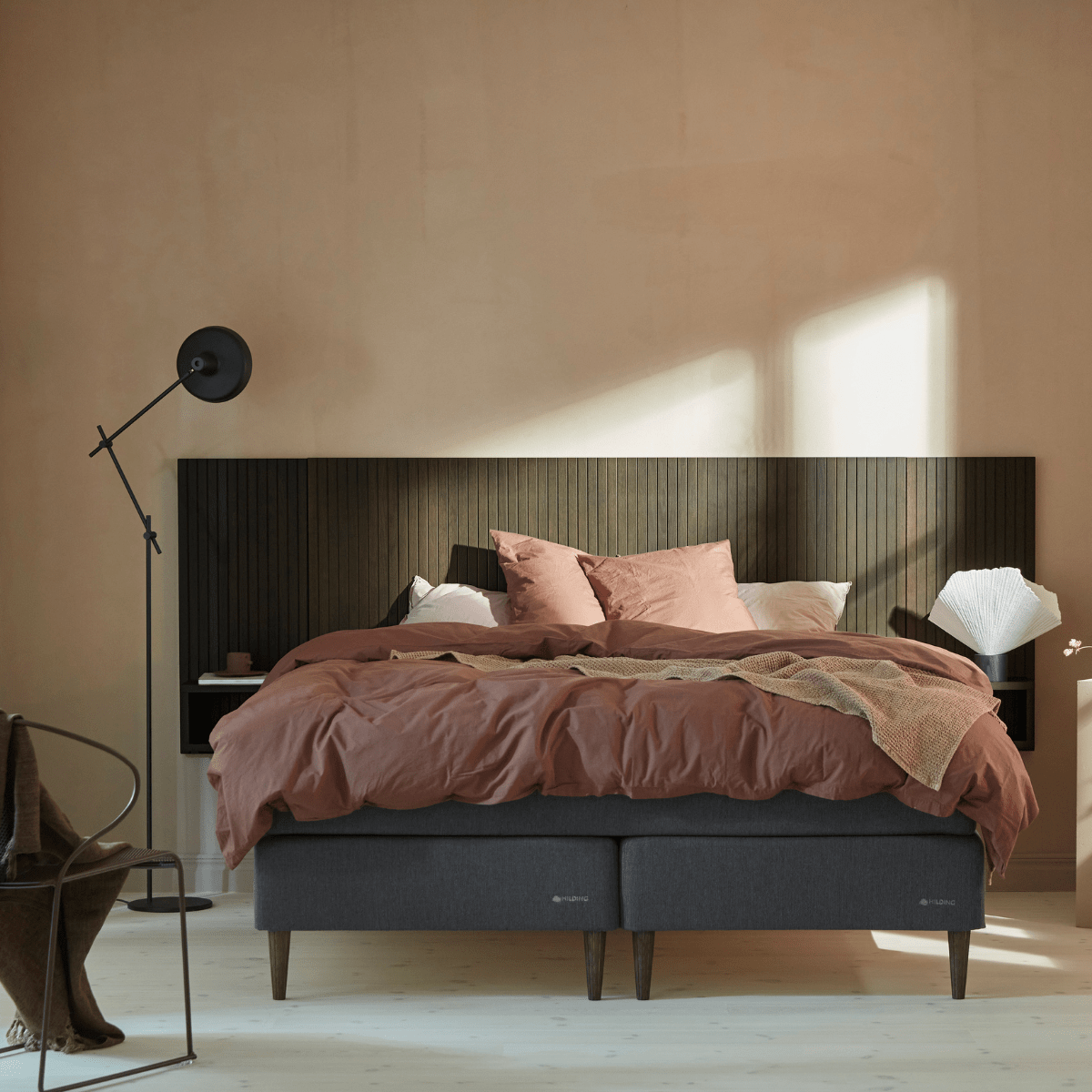 Hilding Family Kontinentalsäng ALL-INCLUSIVE Care of Beds