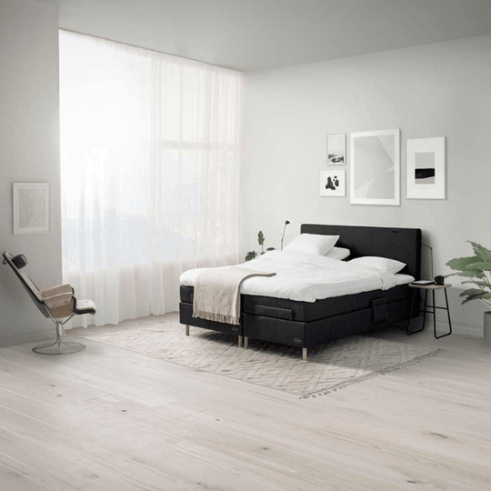 Jensen Diplomat Aqtive II Ställbar Säng Care of Beds