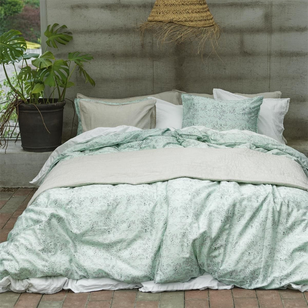 Gripsholm Vincent Washed Satin GOTS Påslakanset Care of Beds